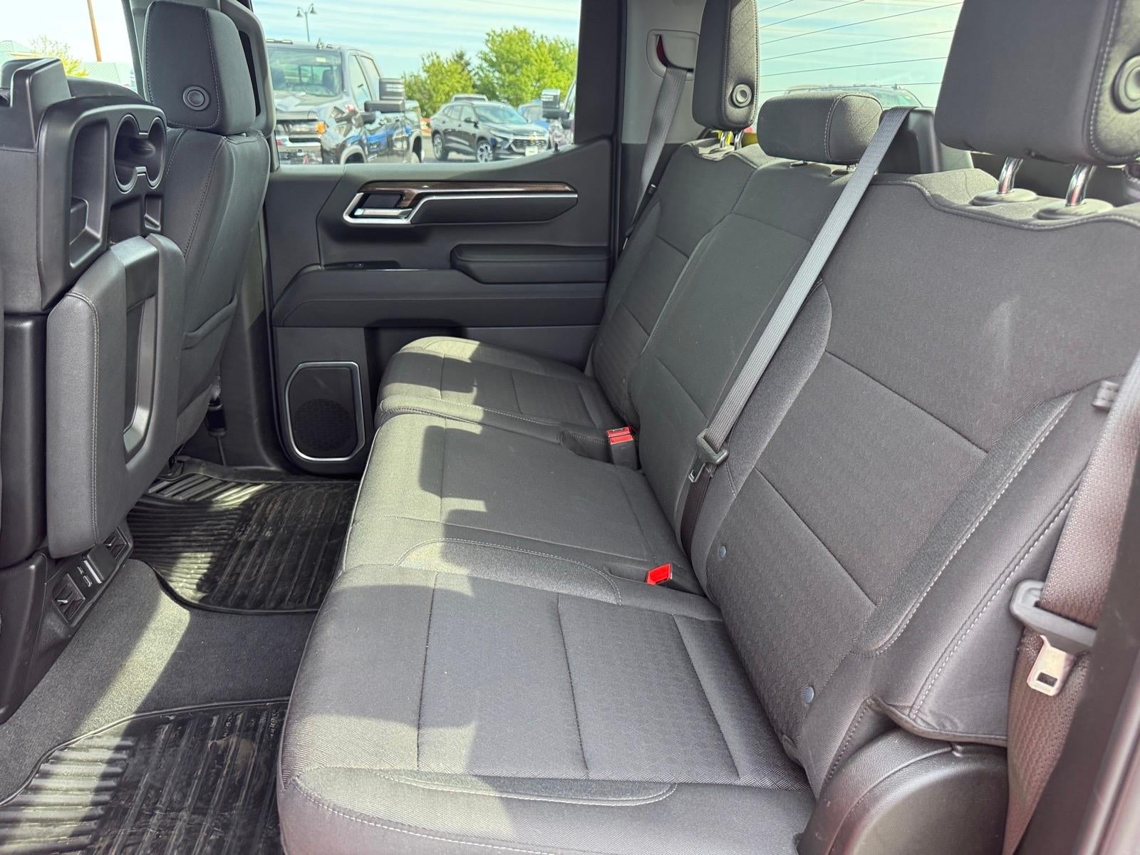 2025 Chevrolet Silverado 1500 LT (2FL)