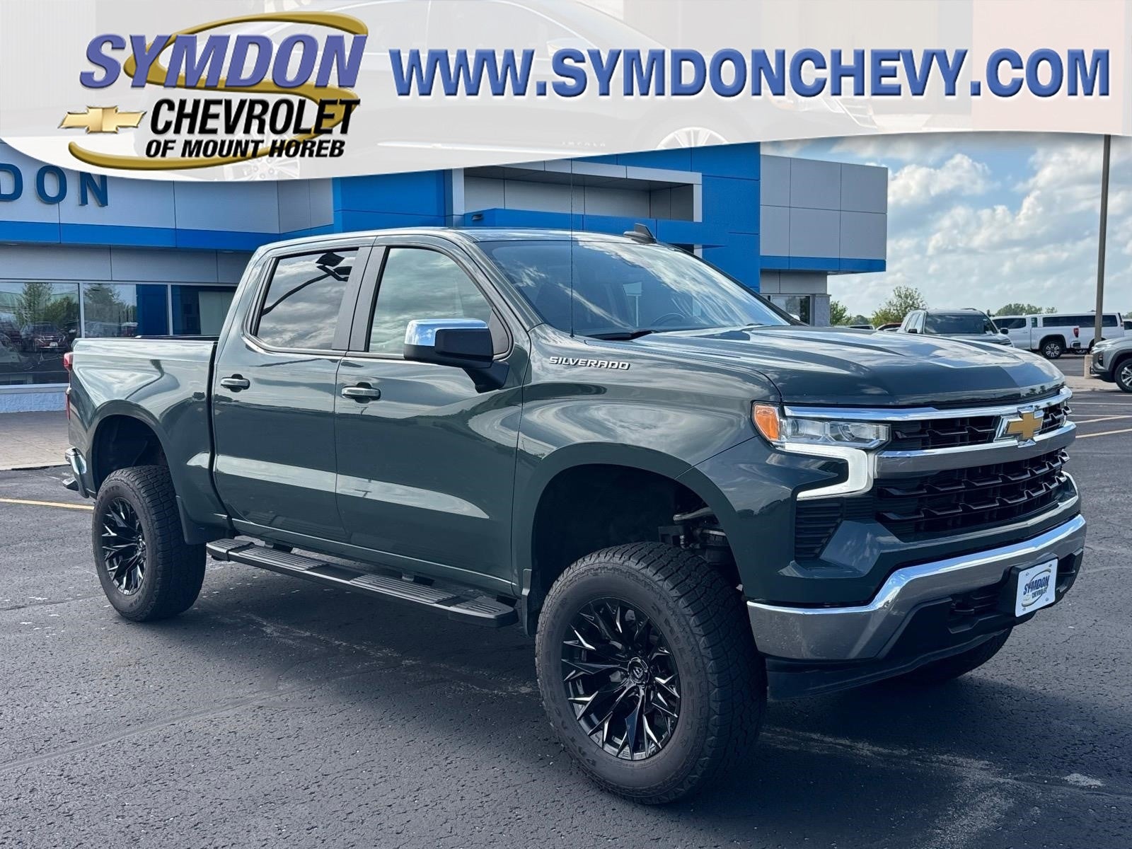 2025 Chevrolet Silverado 1500 LT