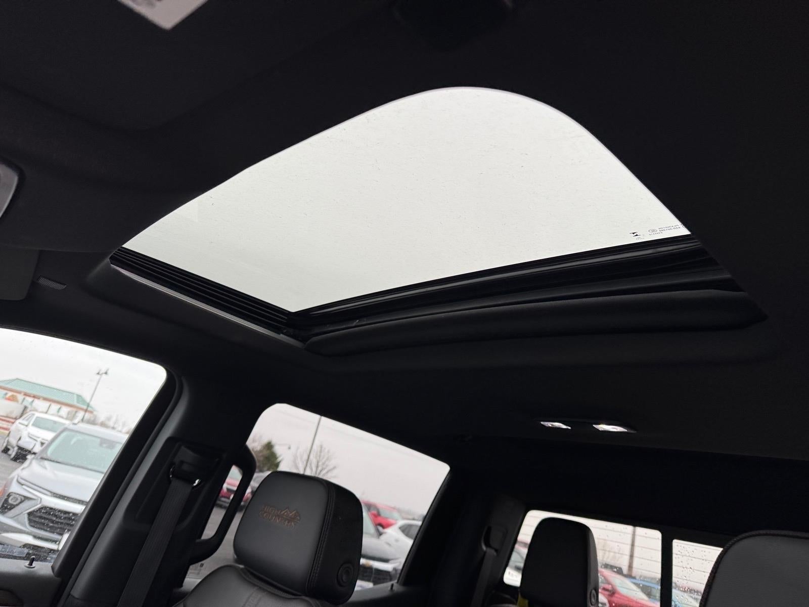 2025 Chevrolet Silverado 1500 High Country