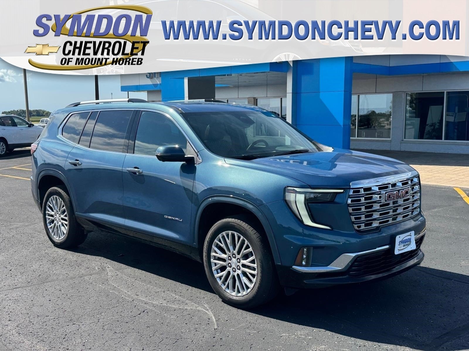 2024 GMC Acadia Denali
