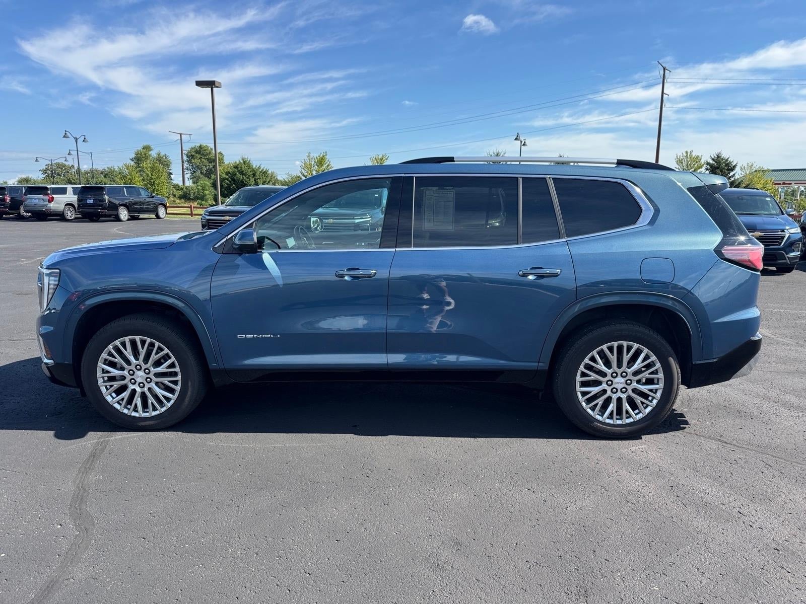 2024 GMC Acadia Denali