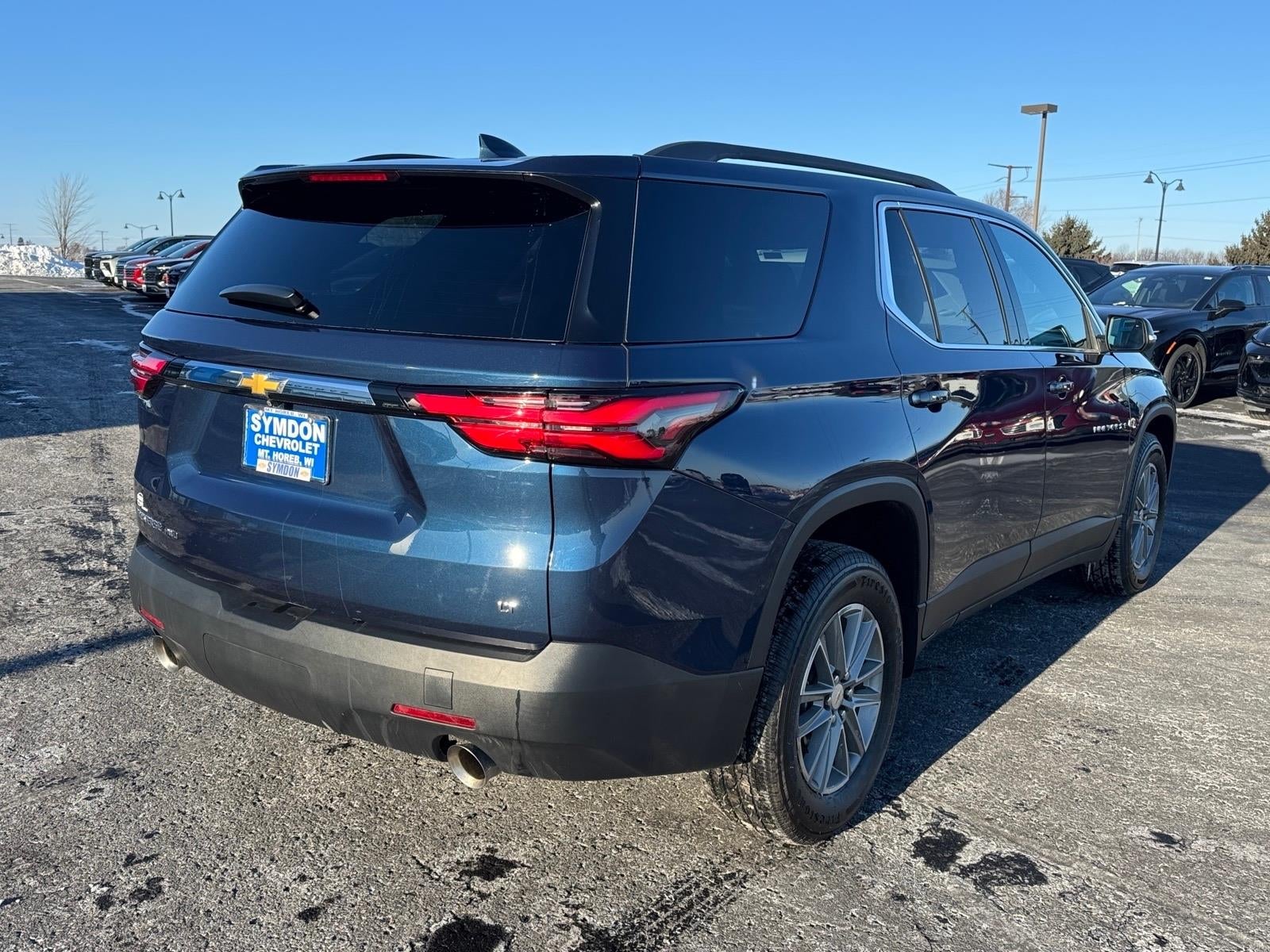 2023 Chevrolet Traverse LT Leather