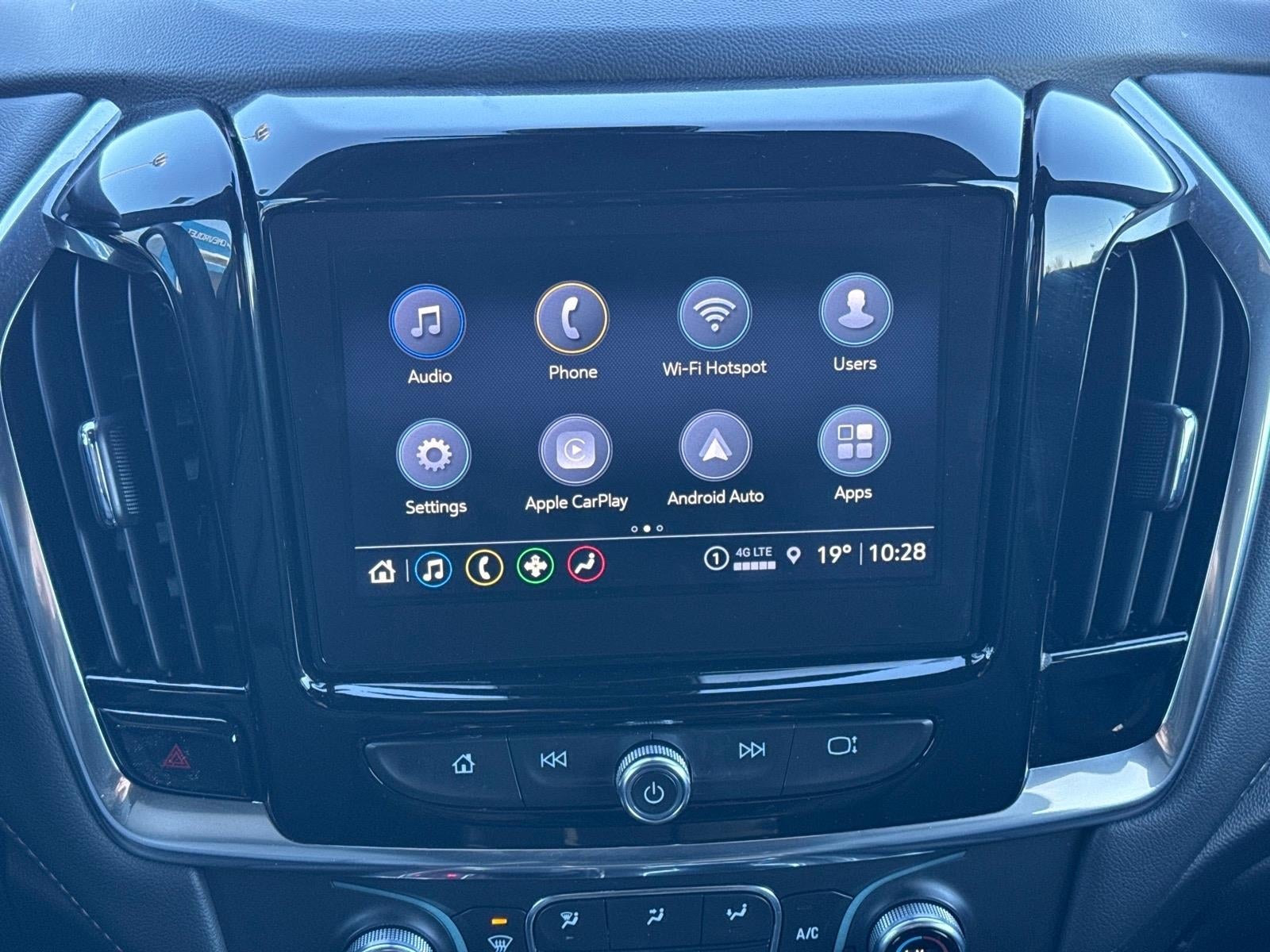 2023 Chevrolet Traverse LT Leather