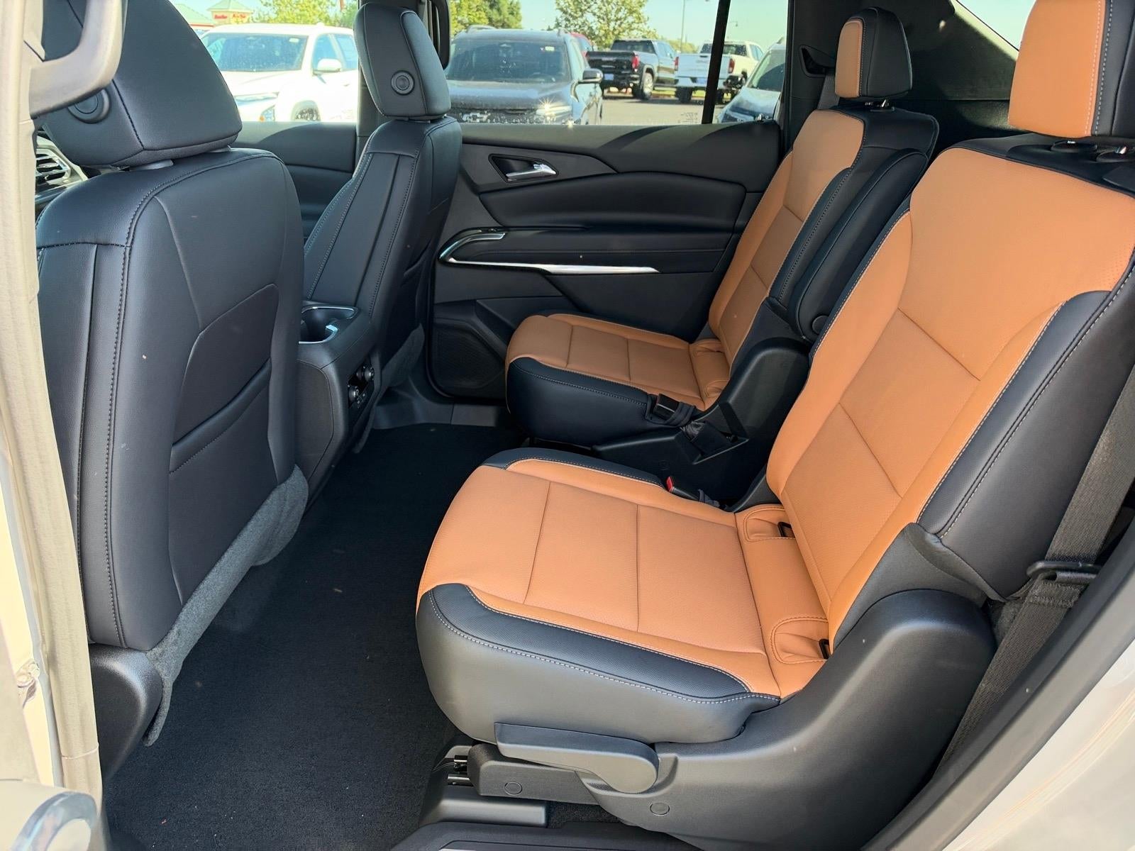 2027 Chevrolet Traverse Z71 - Photo 6