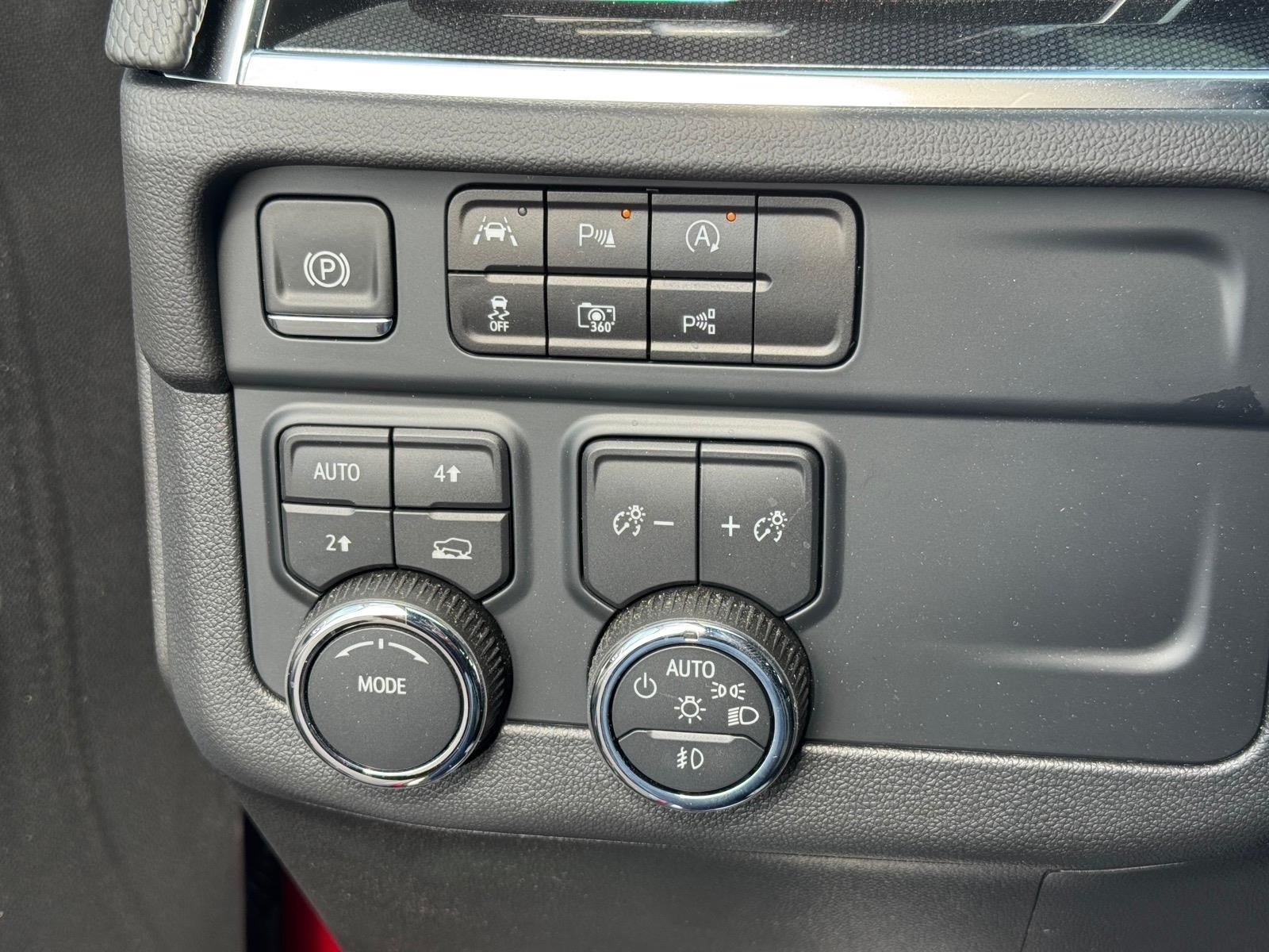 2025 Chevrolet Tahoe RST