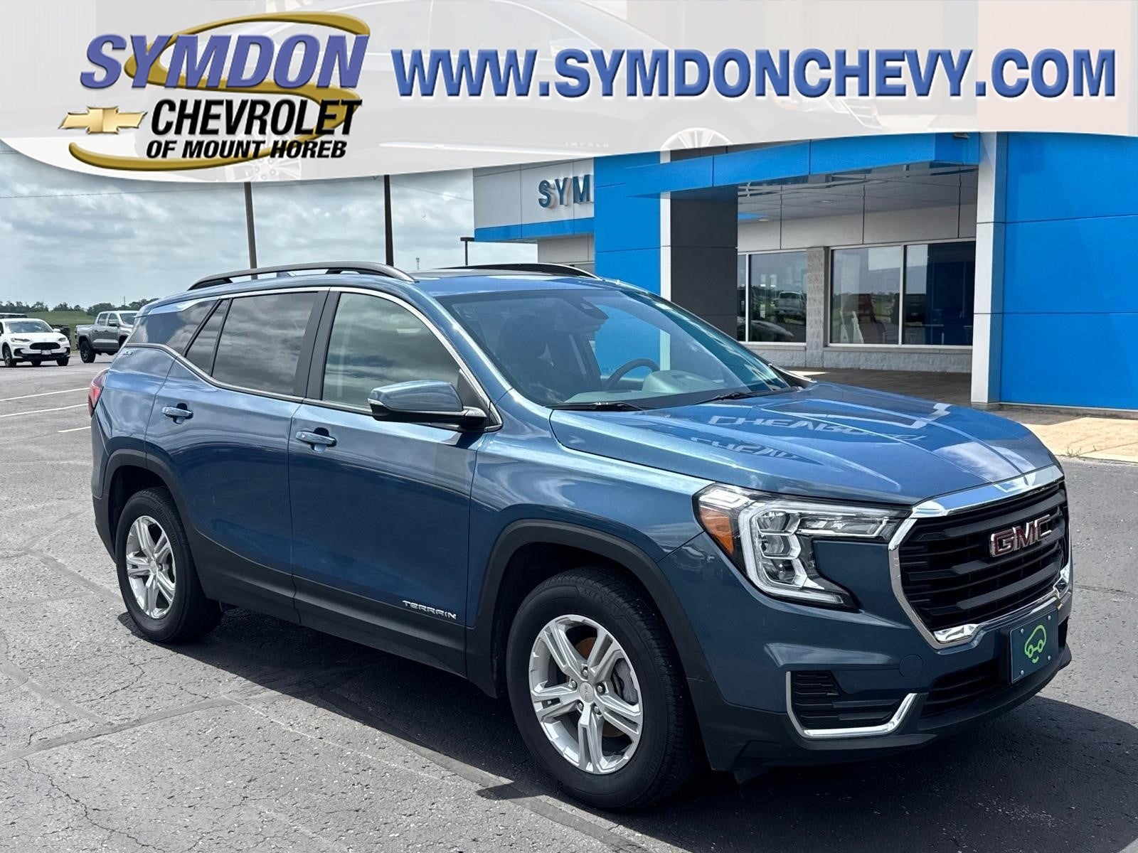 2024 GMC Terrain SLE