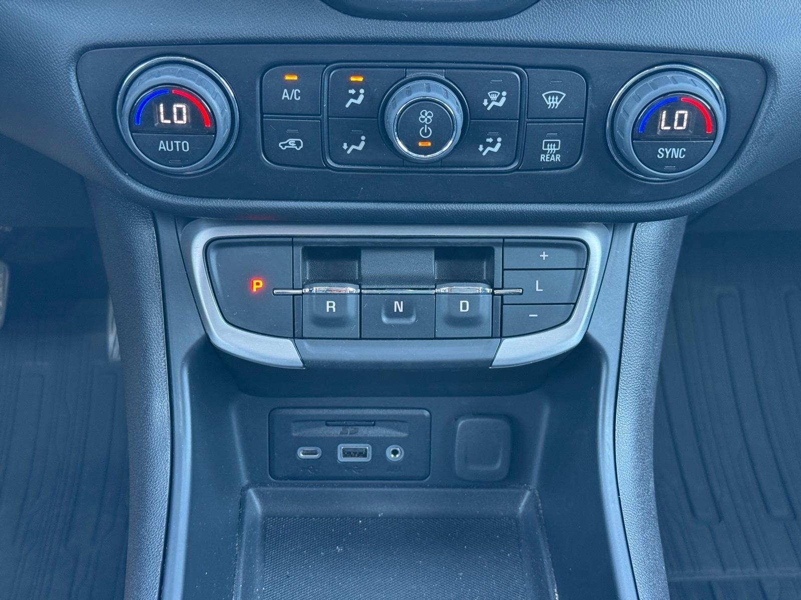 2023 GMC Terrain SLE