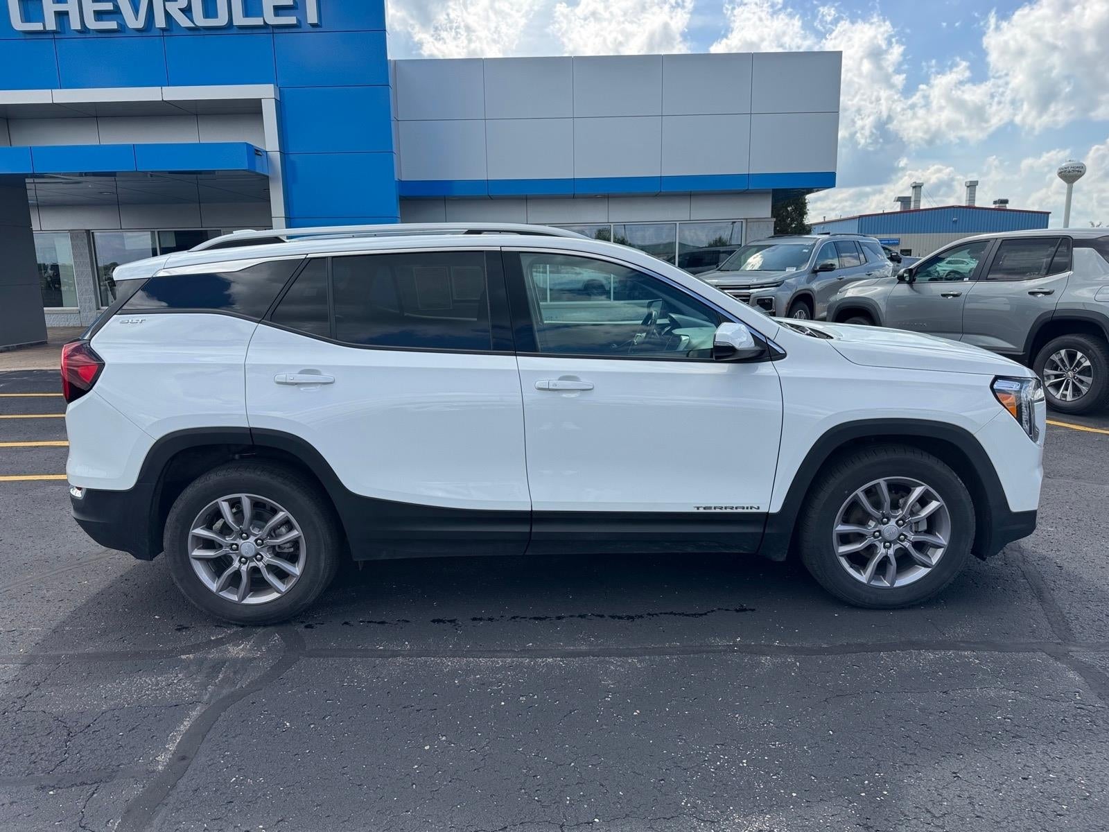 2024 GMC Terrain SLT