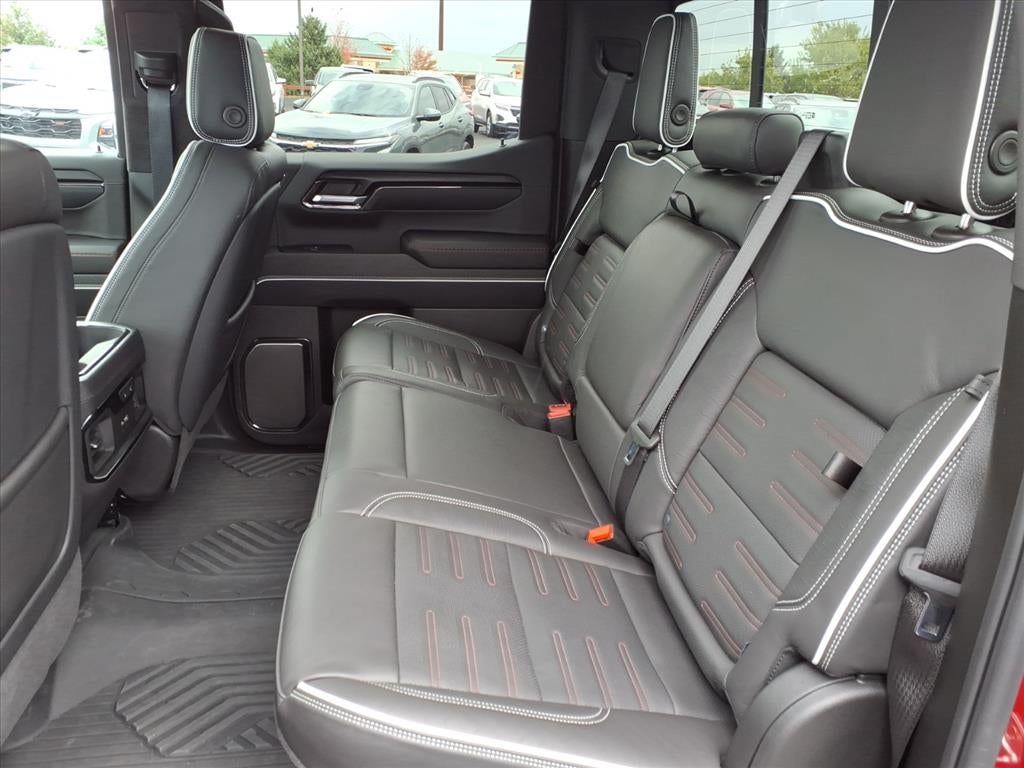 2025 GMC Sierra 1500 AT4X