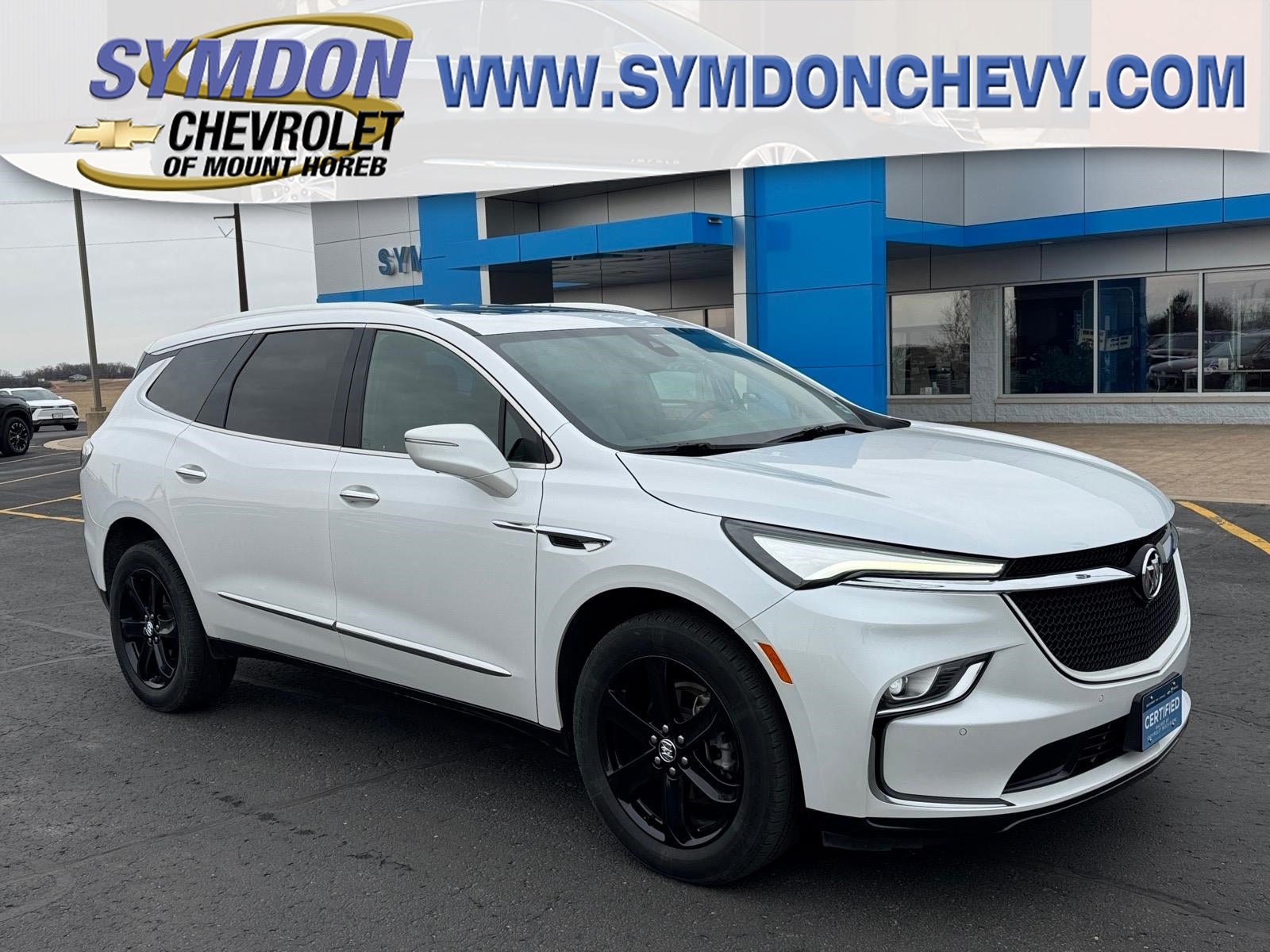 2023 Buick Enclave Essence