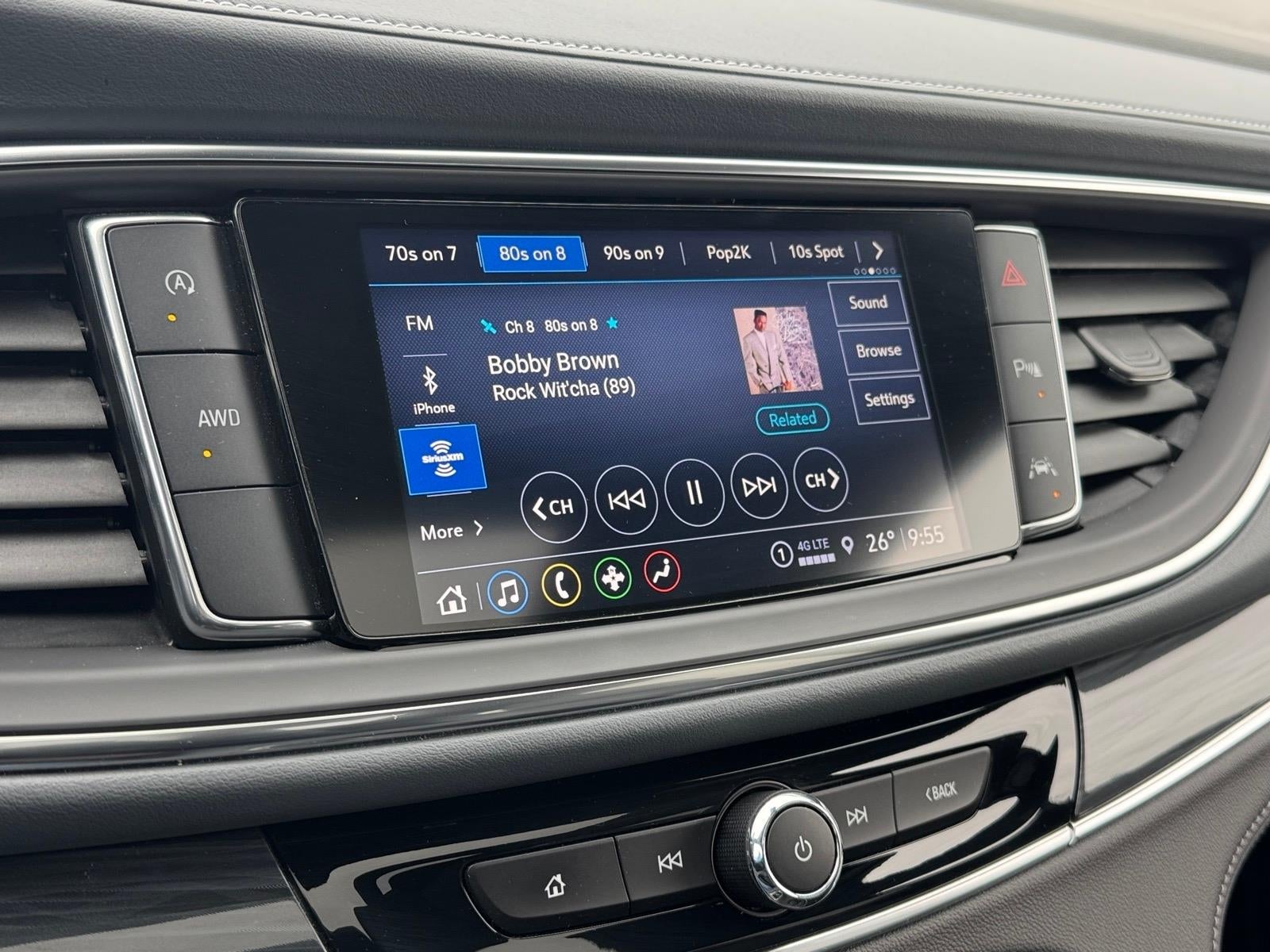 2023 Buick Enclave Essence