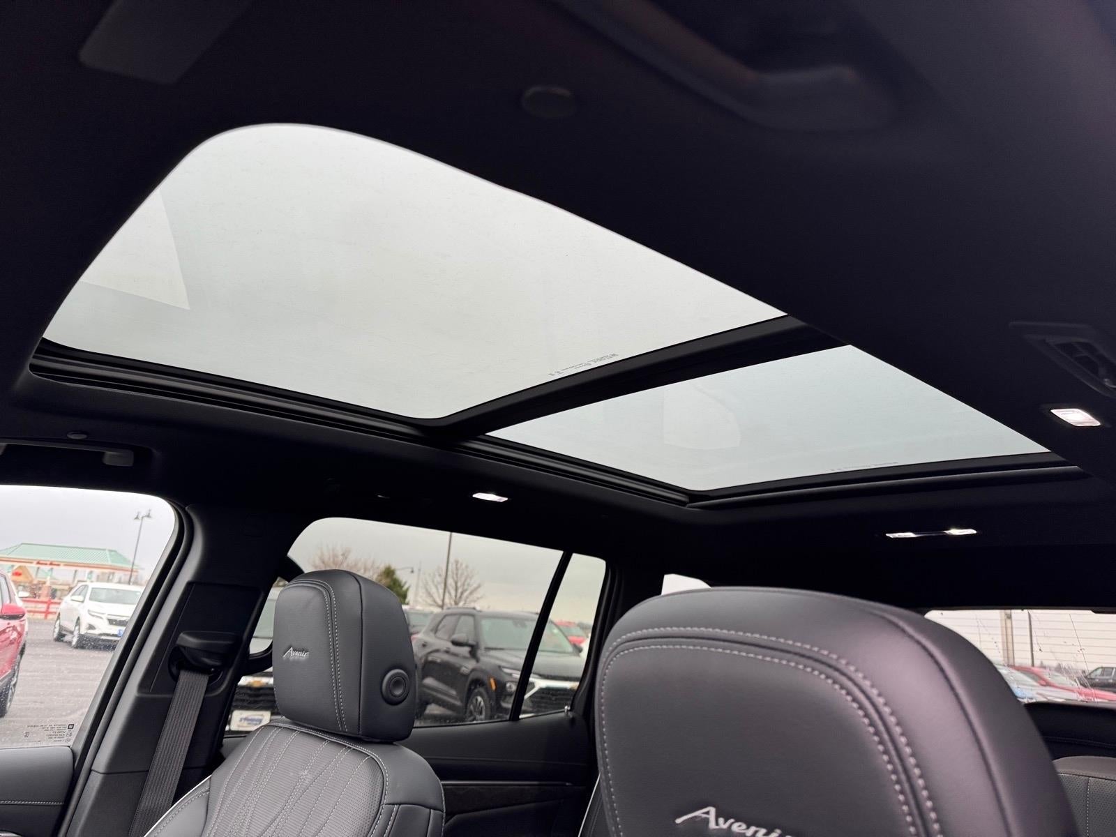 2025 Buick Enclave Avenir