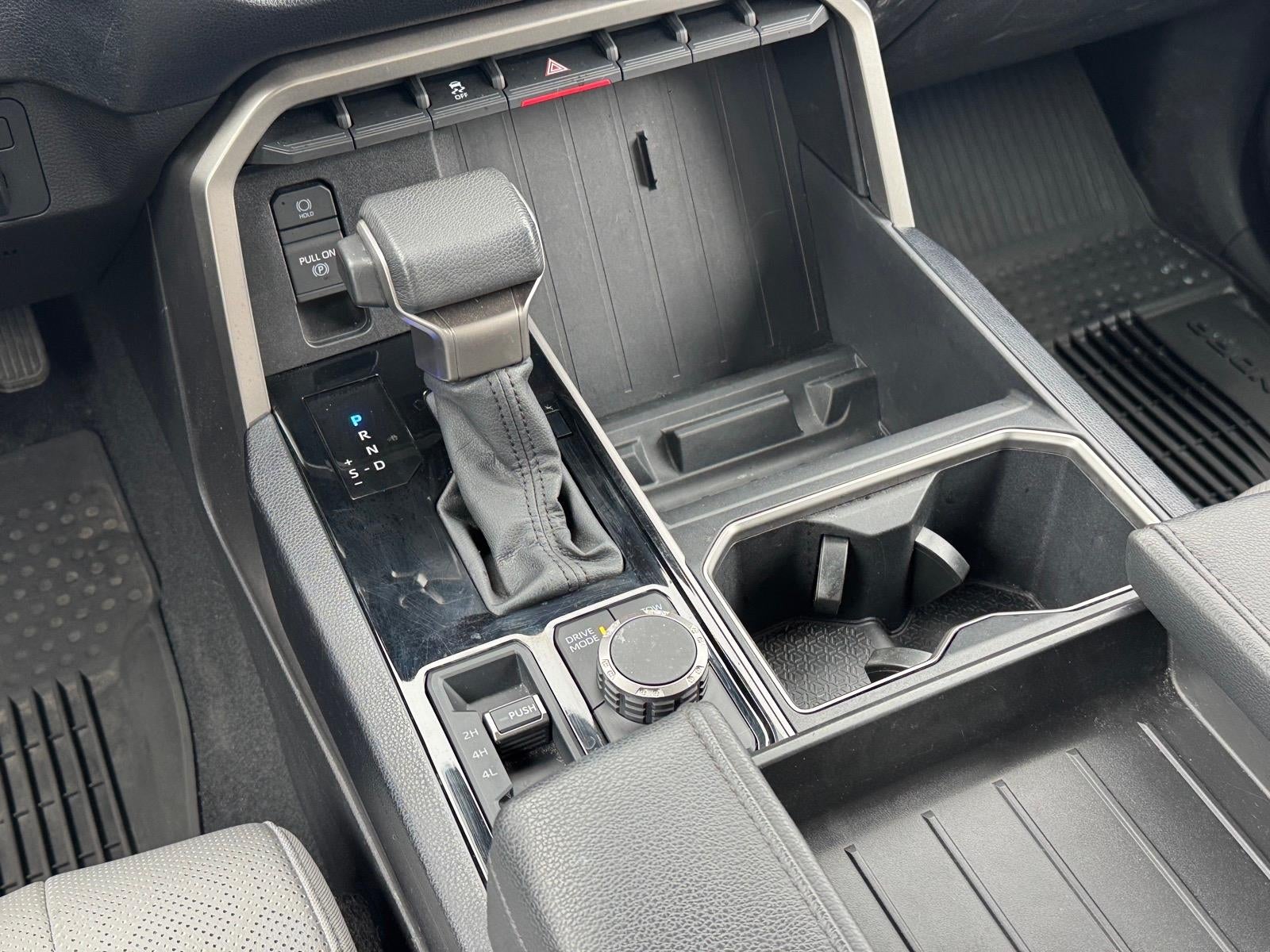 2024 Toyota Tundra 4WD SR5